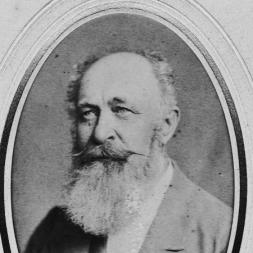 Erlach Ferencz (1794-1850) Eperjesen készült fotója az 1840-es évek végén. Eperjes akkor Magyarországhoz tartozó Szepes Vármegyéjében volt, ma Szlovákia