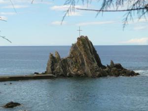 Scoglio dell'Asseu nevű sziklaszirt a Ligur tengerparton.